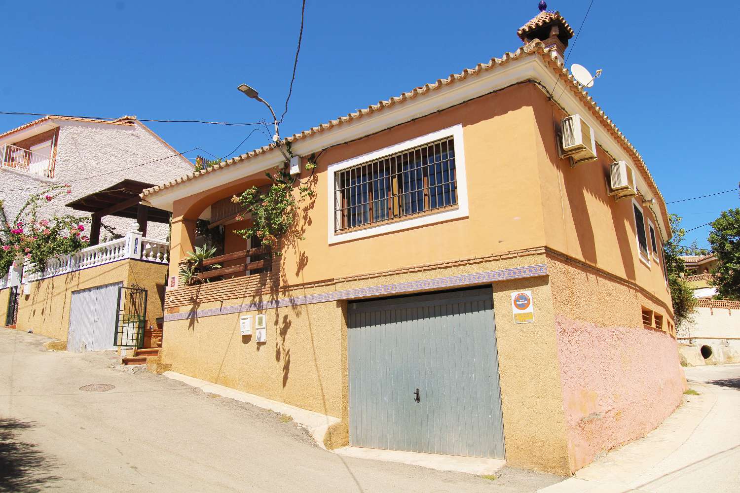 APARTAMENTO EN ALQUILER DE 3 DORMITORIOS EN EL PALO