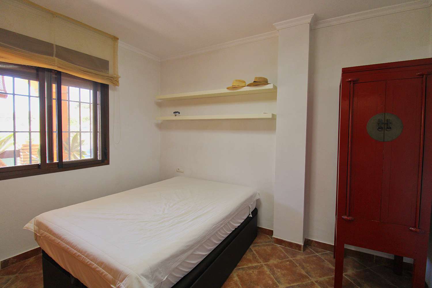 APARTAMENTO EN ALQUILER DE 3 DORMITORIOS EN EL PALO