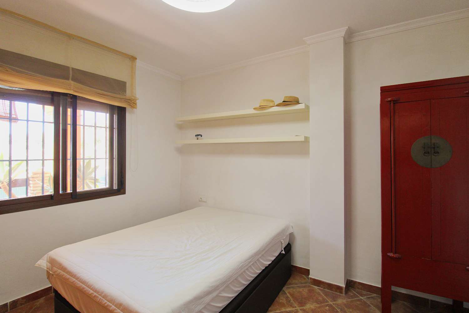 APARTAMENTO EN ALQUILER DE 3 DORMITORIOS EN EL PALO