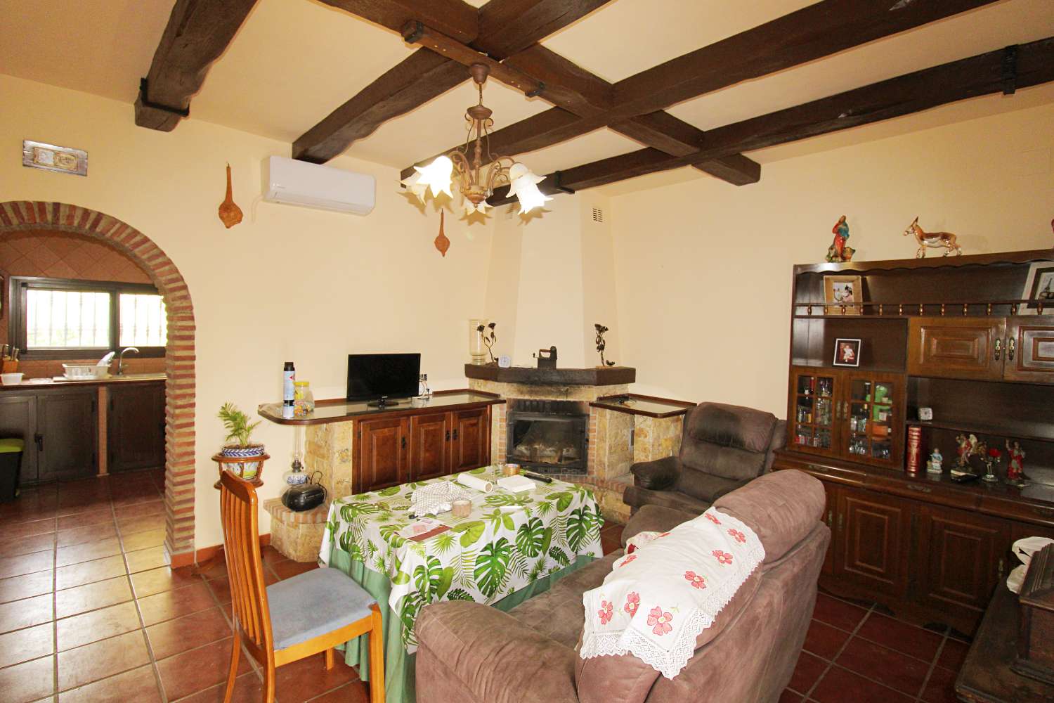 Encantadora finca rústica con vivienda, pozo legalizado y garaje en La Alquería, Alhaurín de la Torre