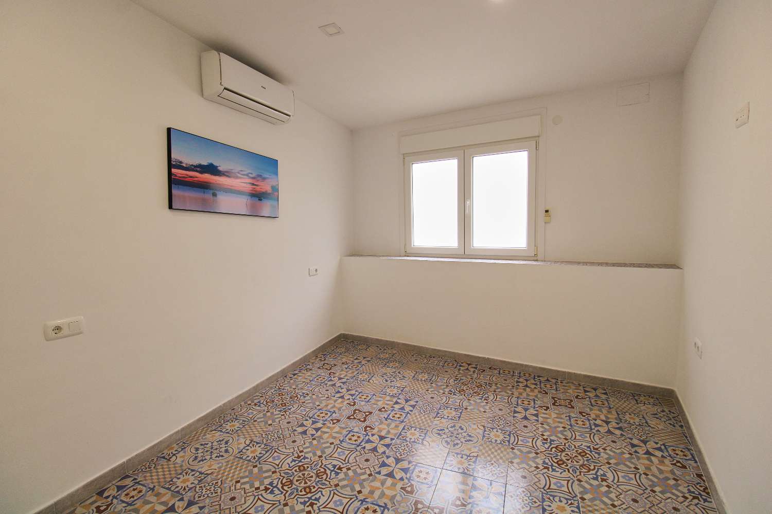 Bungalow en El Lagar de las Pitas con Piscina y Terraza en Alquiler