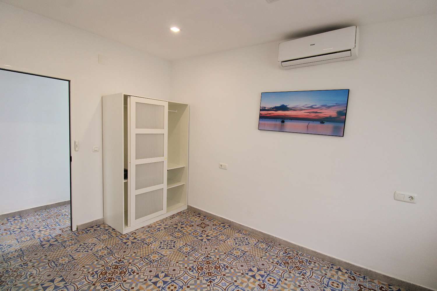 Bungalow en El Lagar de las Pitas con Piscina y Terraza en Alquiler