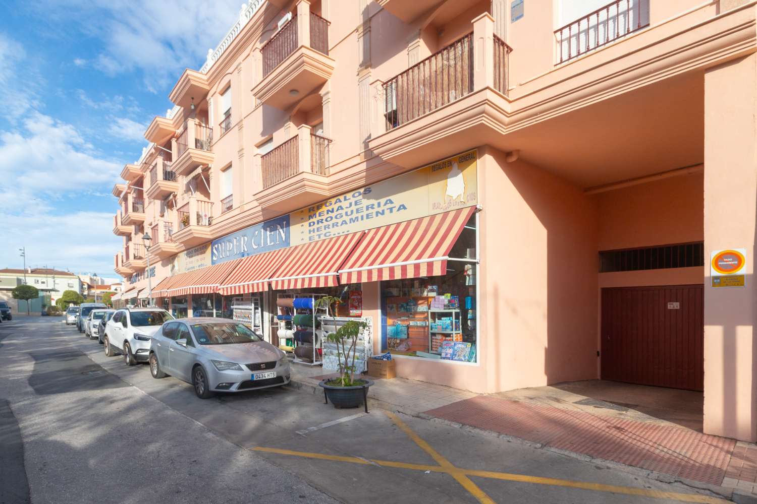 PLAZA DE PARKING EN EL CENTRO DE ALHAURÍN DE LA TORRE