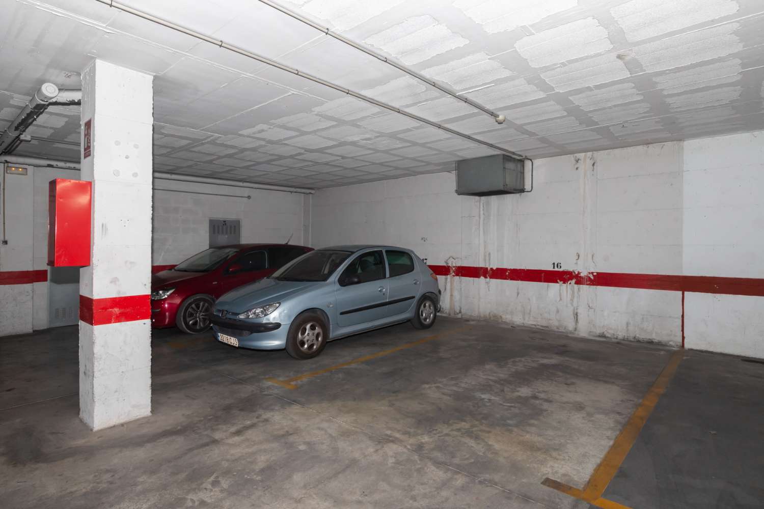 PLAZA DE PARKING EN EL CENTRO DE ALHAURÍN DE LA TORRE