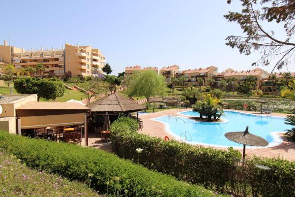 SPACIEUX APPARTEMENT DE 2 CHAMBRES AVEC DEUX TERRASSES, GARAGE ET GRAND DÉBARRAS DE 17 m² À SOL ANDALUSÍ !