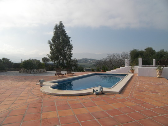Villa exclusive à louer avec piscine et grande parcelle à Alhaurín de la Torre