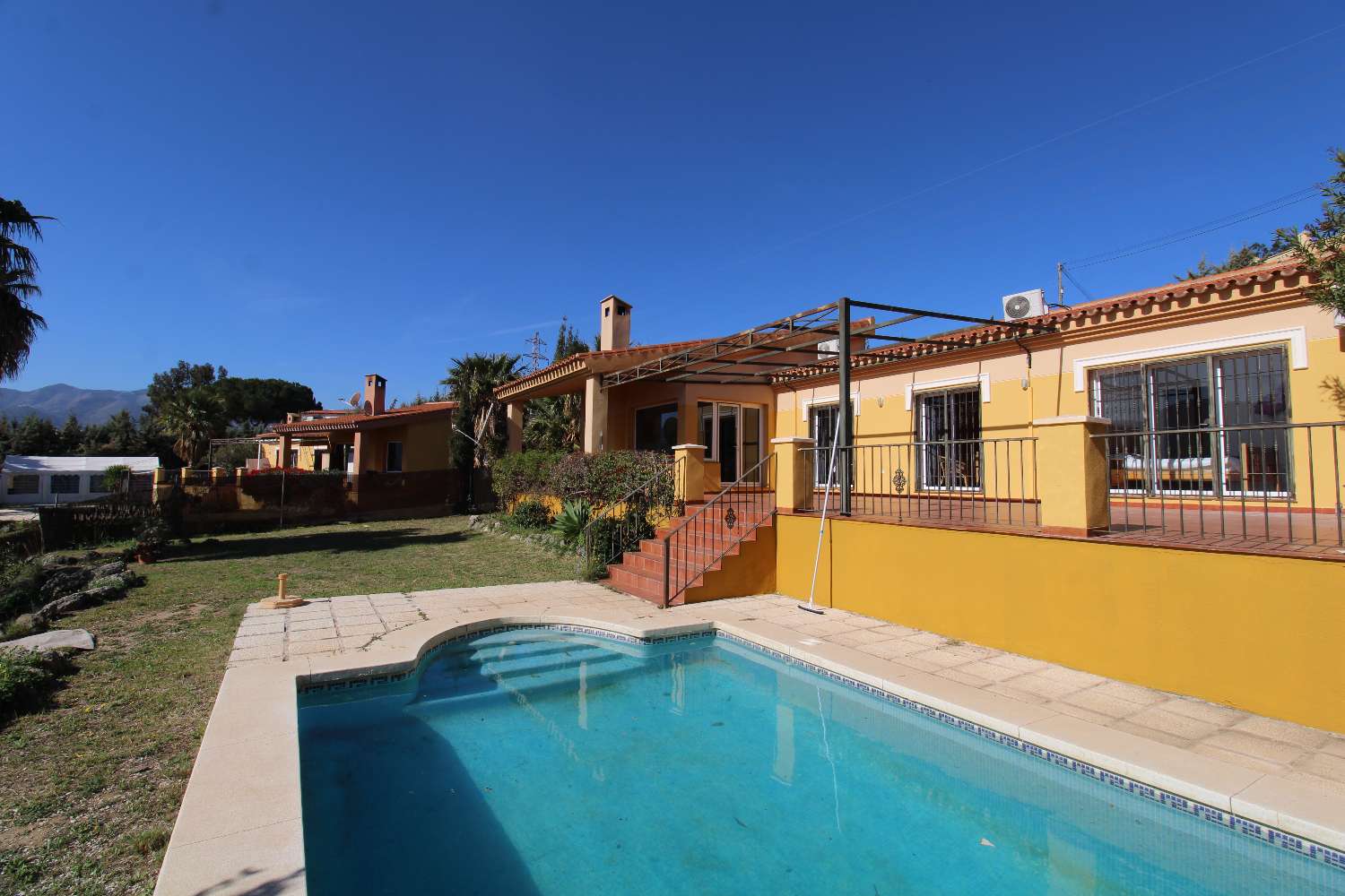 Villa zu vermieten in Lagar de las Pitas, Alhaurín de la Torre