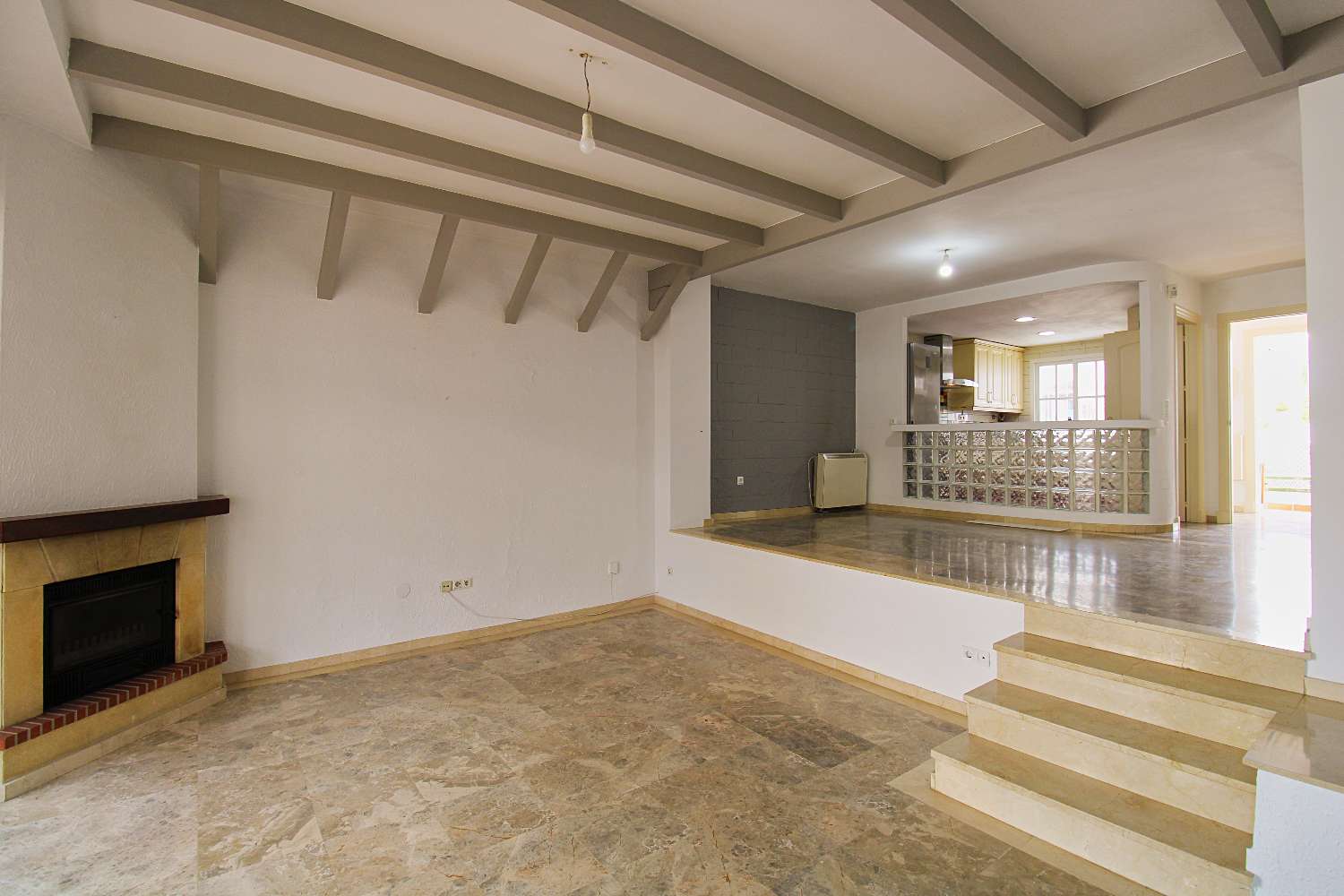 Maison de ville d'angle spacieuse avec un grand jardin à Capellanía – Alhaurín de la Torre !