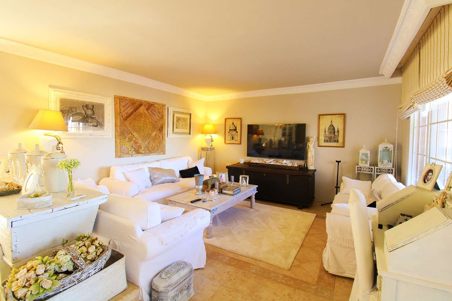 Вилла в продаже в Alhaurín de la Torre