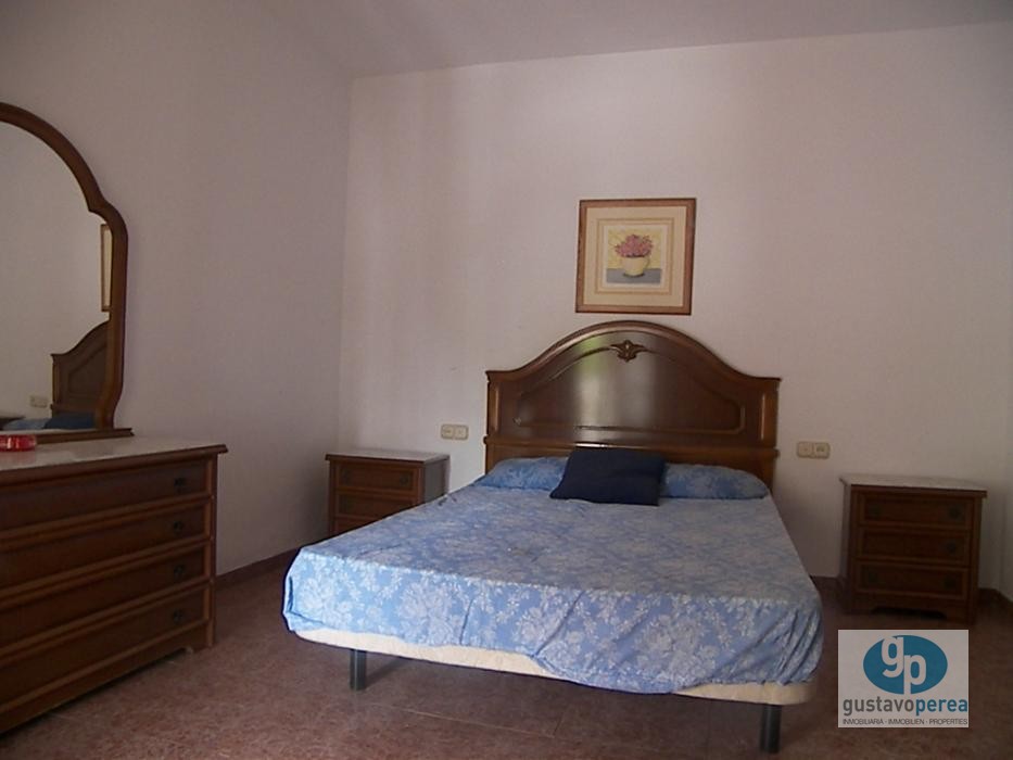 Casa mata on two floors located in the center of Alhaurin de la Torre.