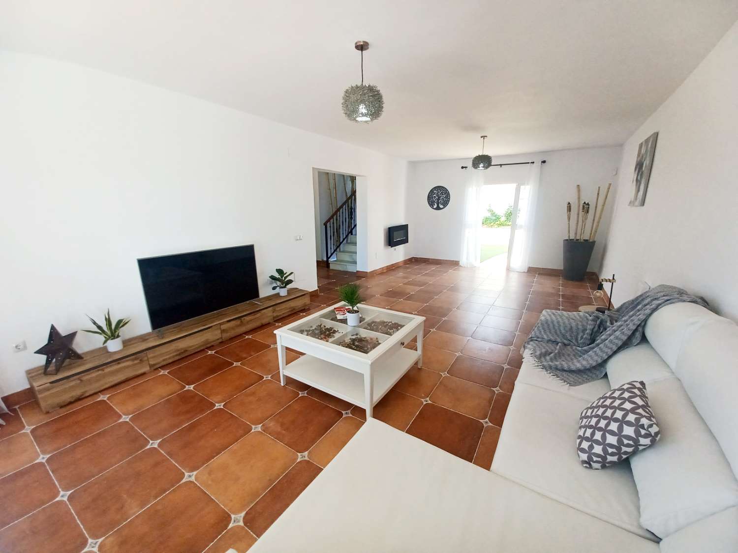 Encantadora villa independiente ubicada en Pinos de Alhaurin