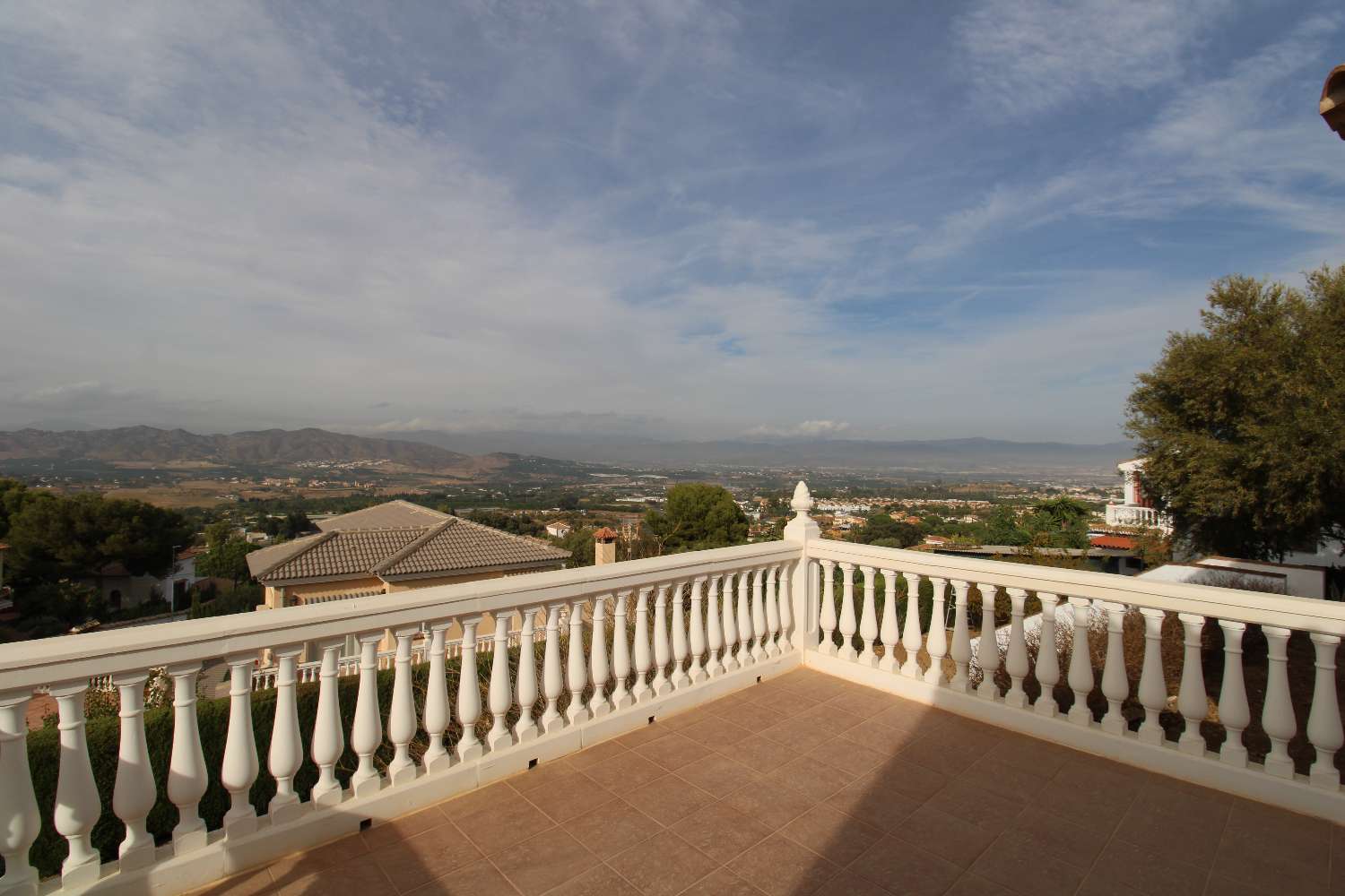 Villa independiente ubicada en Pinos de Alhaurin