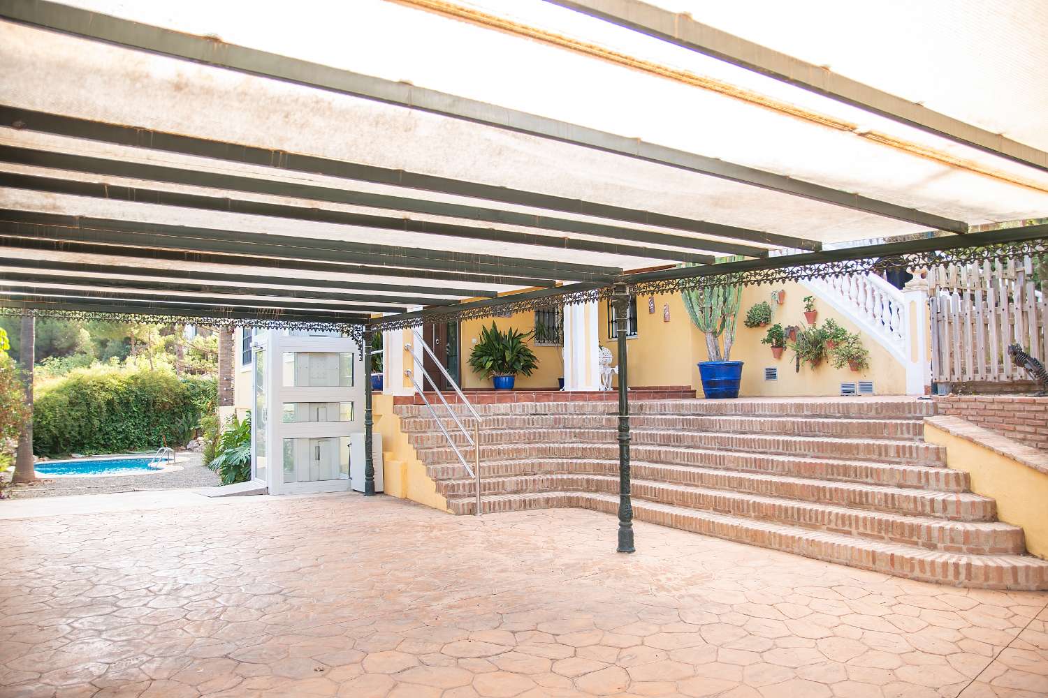 Villa independiente ubicada en Pinos de Alhaurin