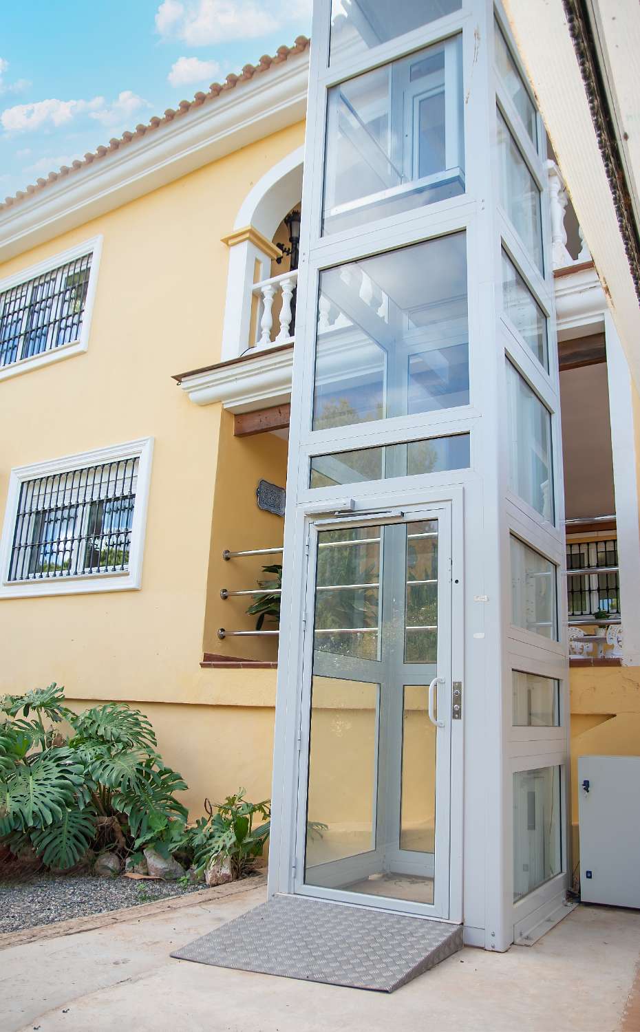 Villa independiente ubicada en Pinos de Alhaurin