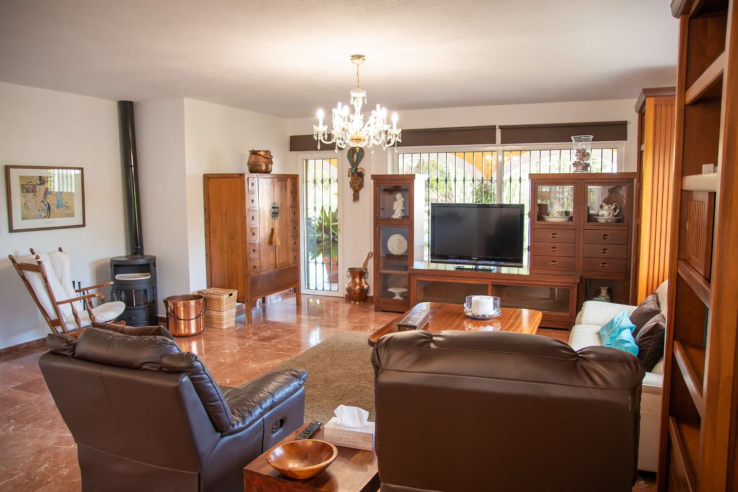 Villa independiente ubicada en Pinos de Alhaurin
