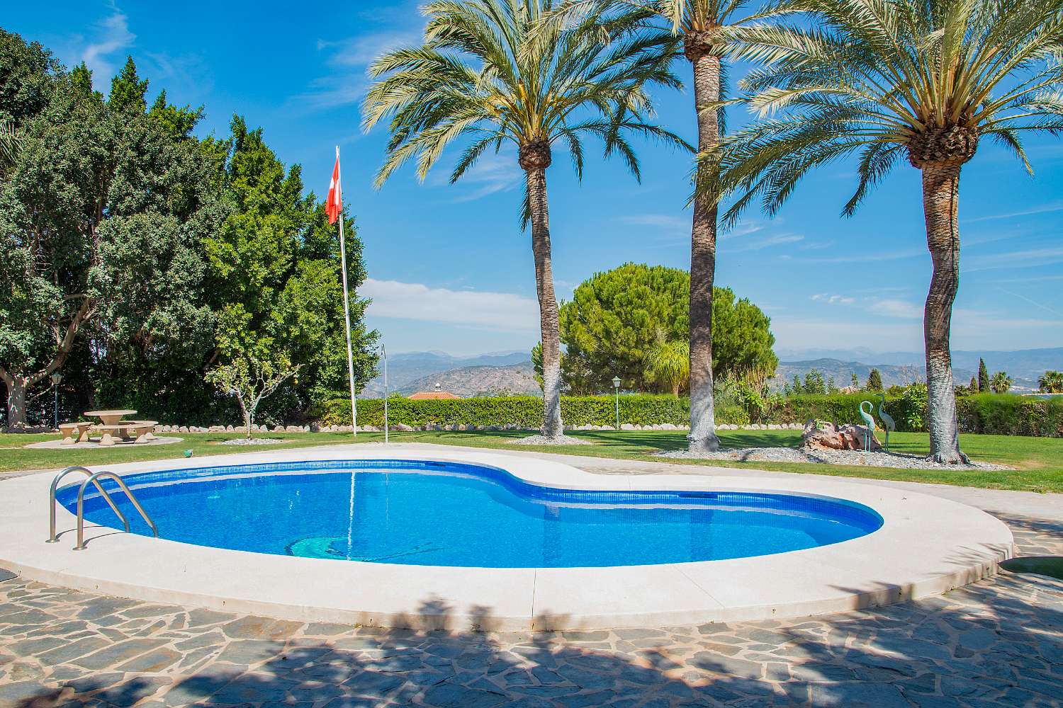 Espectacular villa en la sierra de Alhaurin el grande.