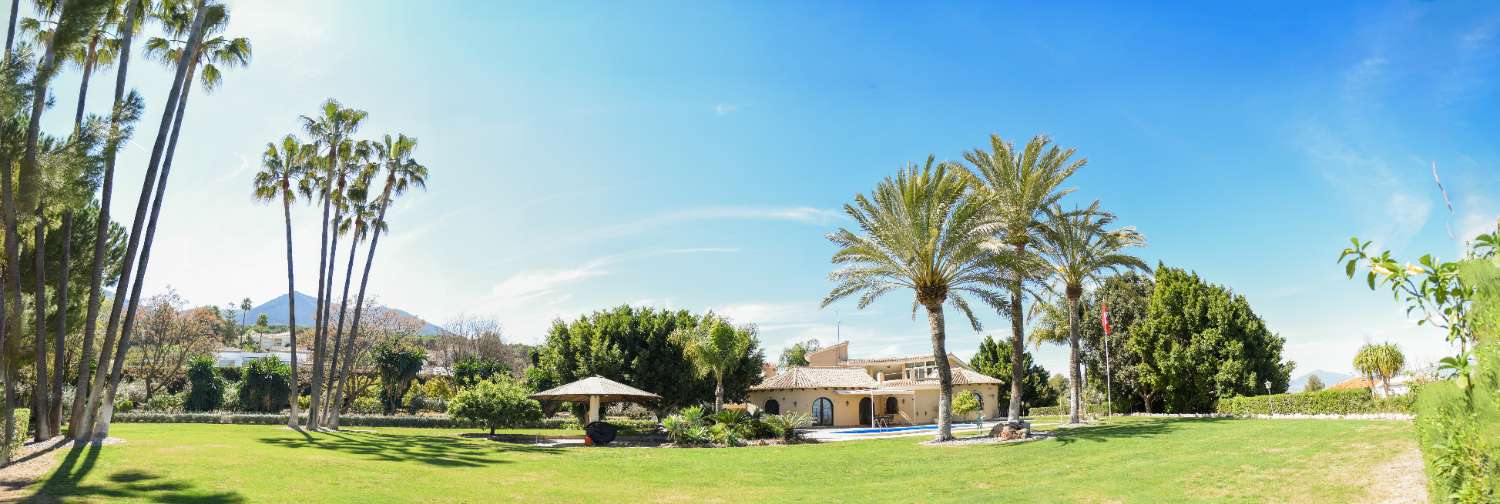 Espectacular villa en la sierra de Alhaurin el grande.