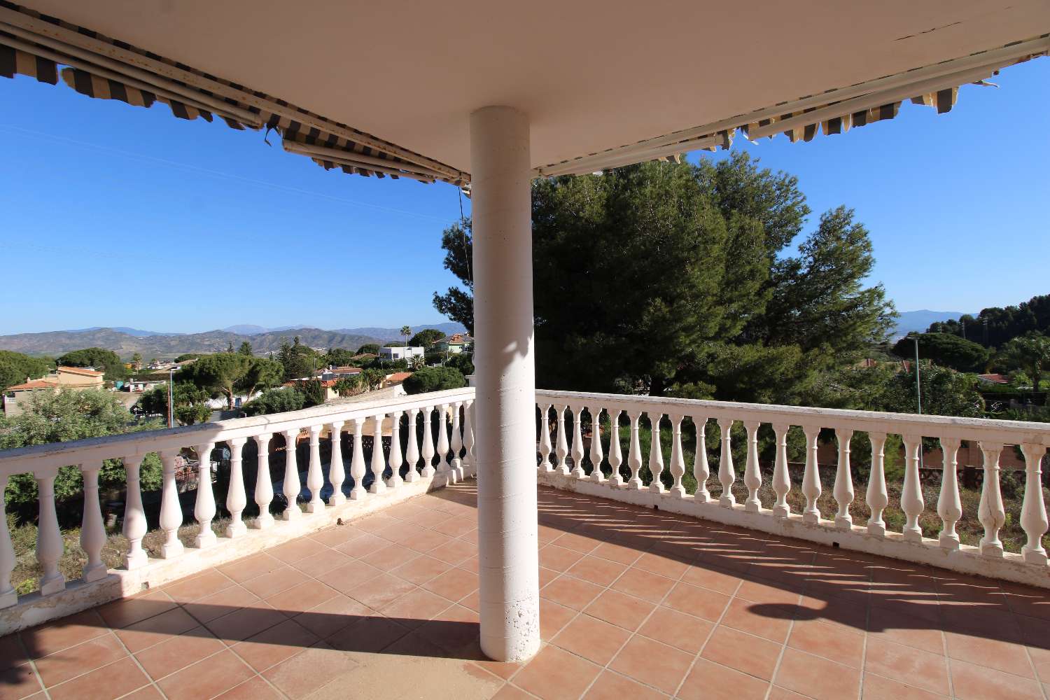 Villa en Pinos de Alhaurin