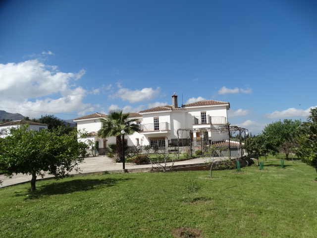 Villa indépendante située à Pinos de Alhaurin.