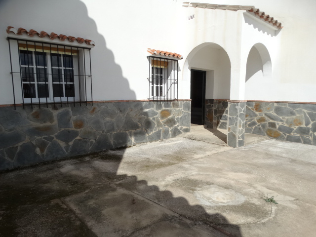 Independent villa located in Pinos de Alhaurin.