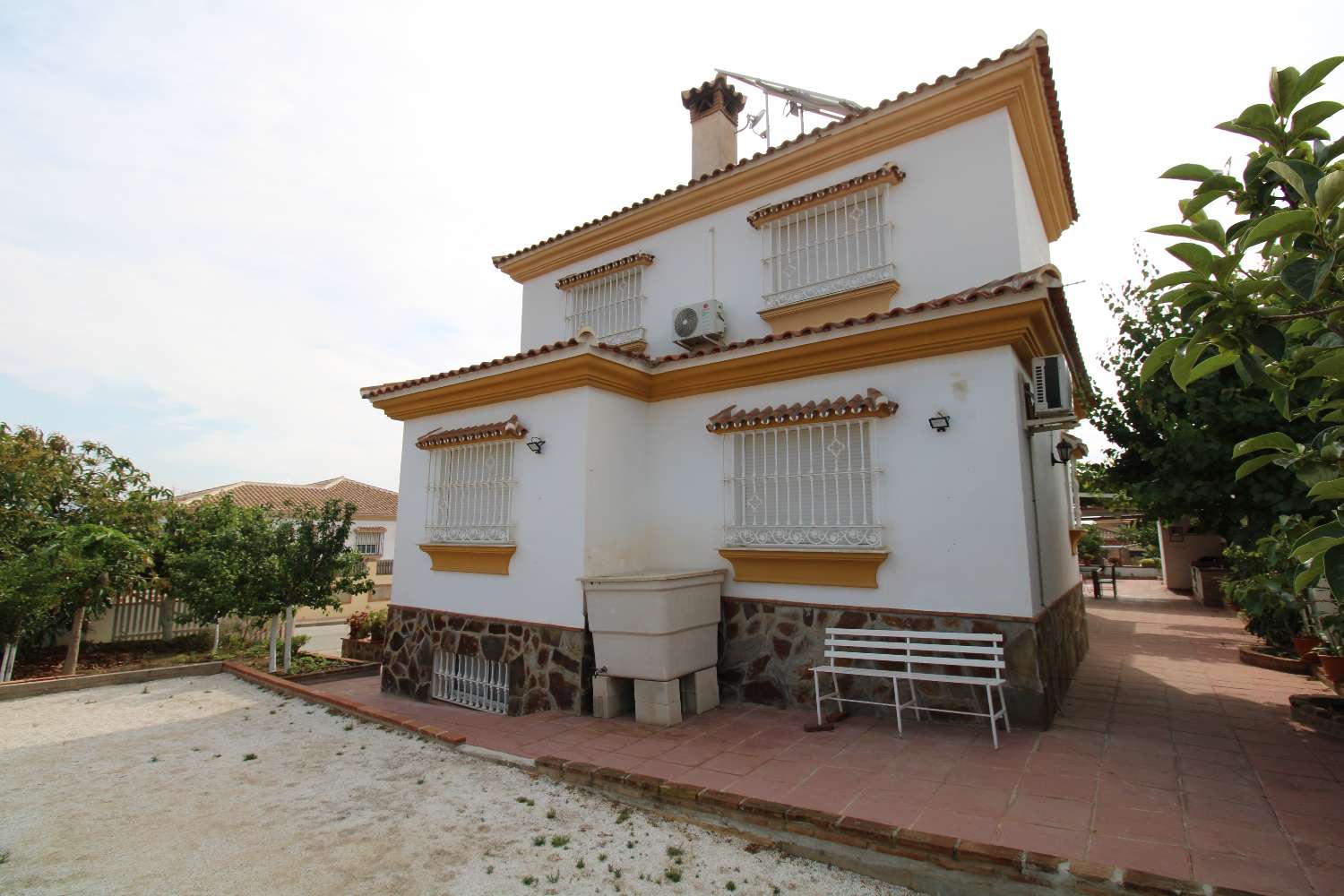 Unabhängige Villa in El Romeral.-