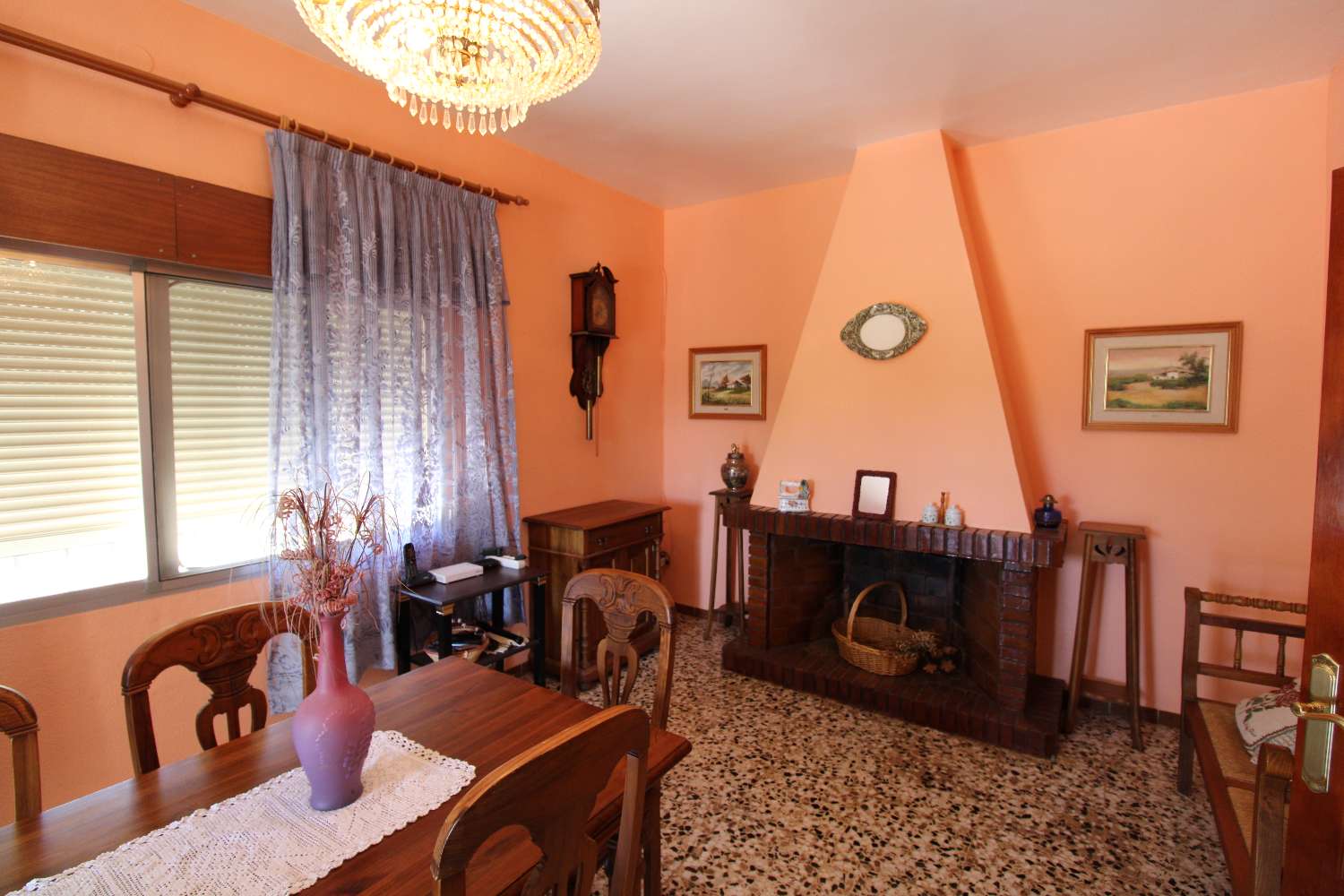 Independent villa located in Pinos de ALhaurin.