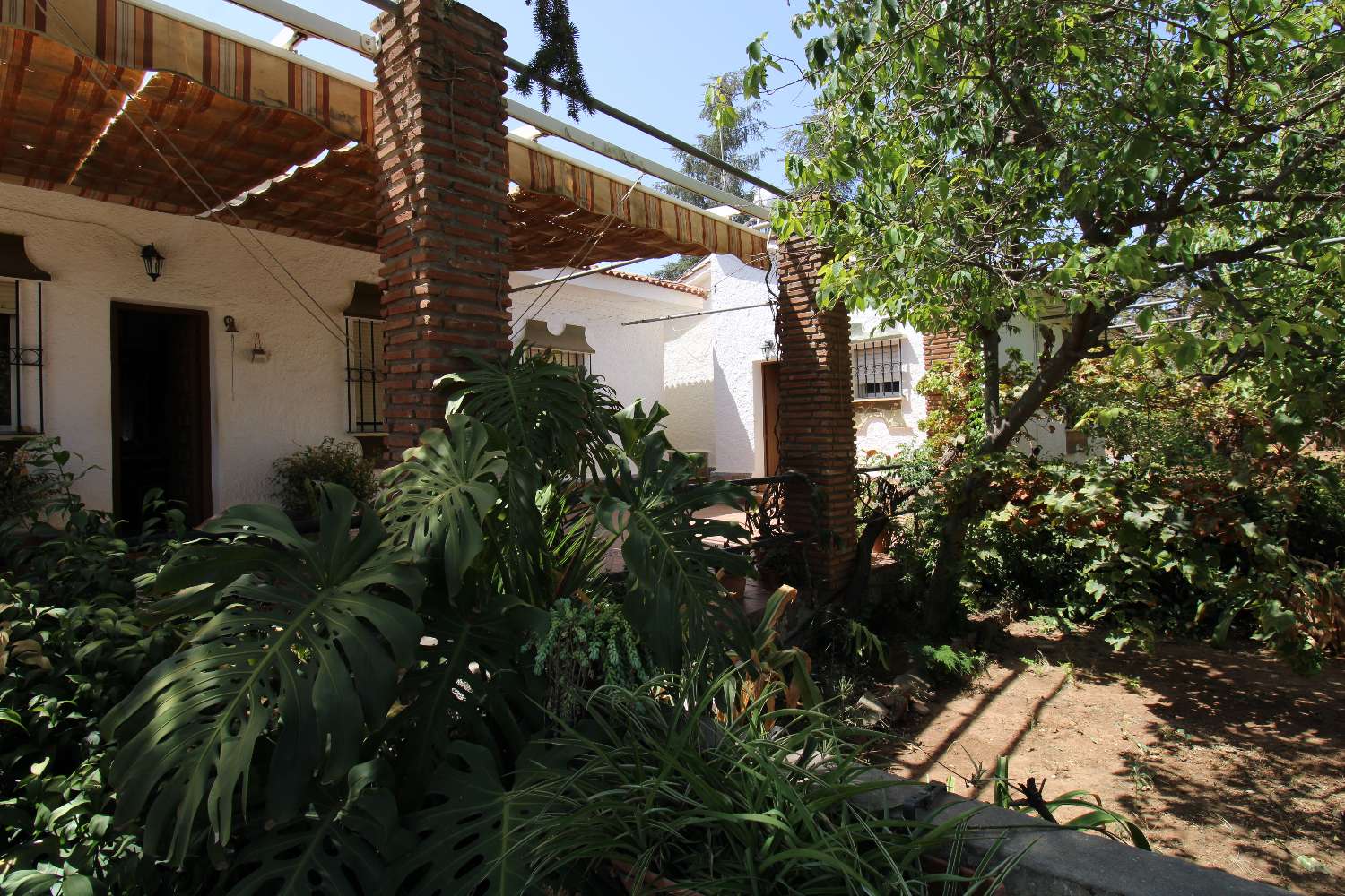 Independent villa located in Pinos de ALhaurin.