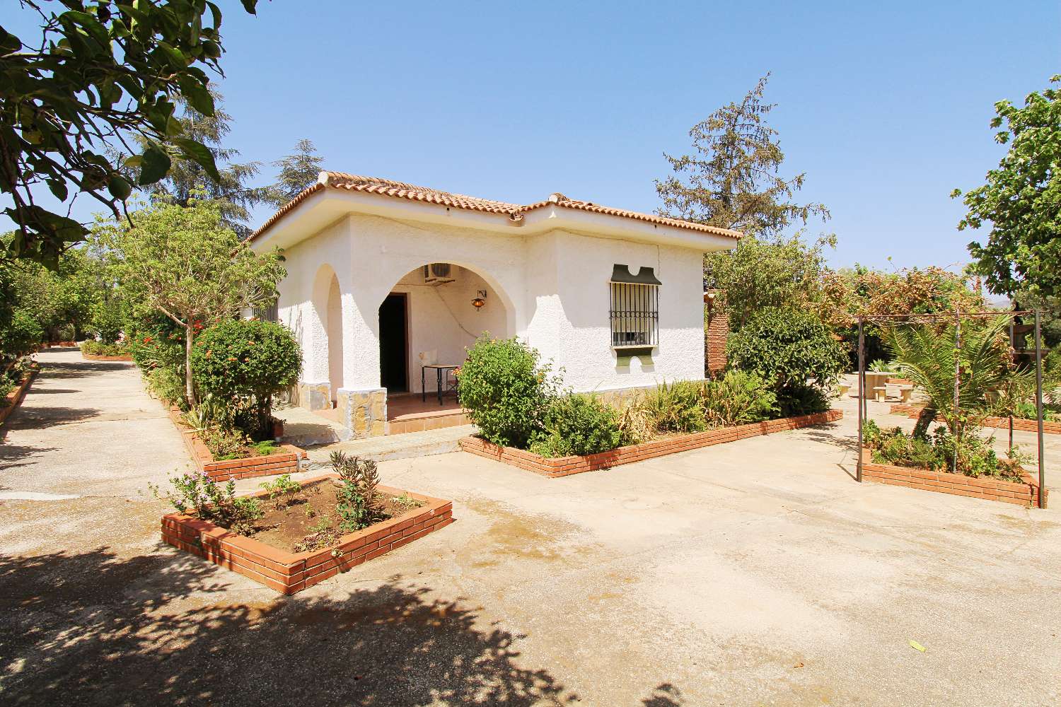 Villa till salu i Alhaurín de la Torre