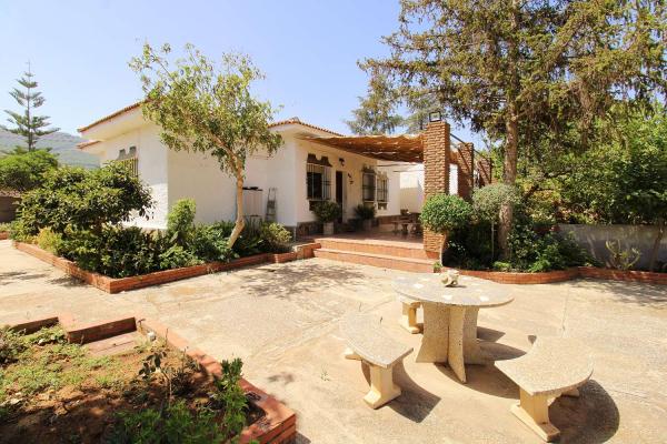 Villa till salu i Alhaurín de la Torre