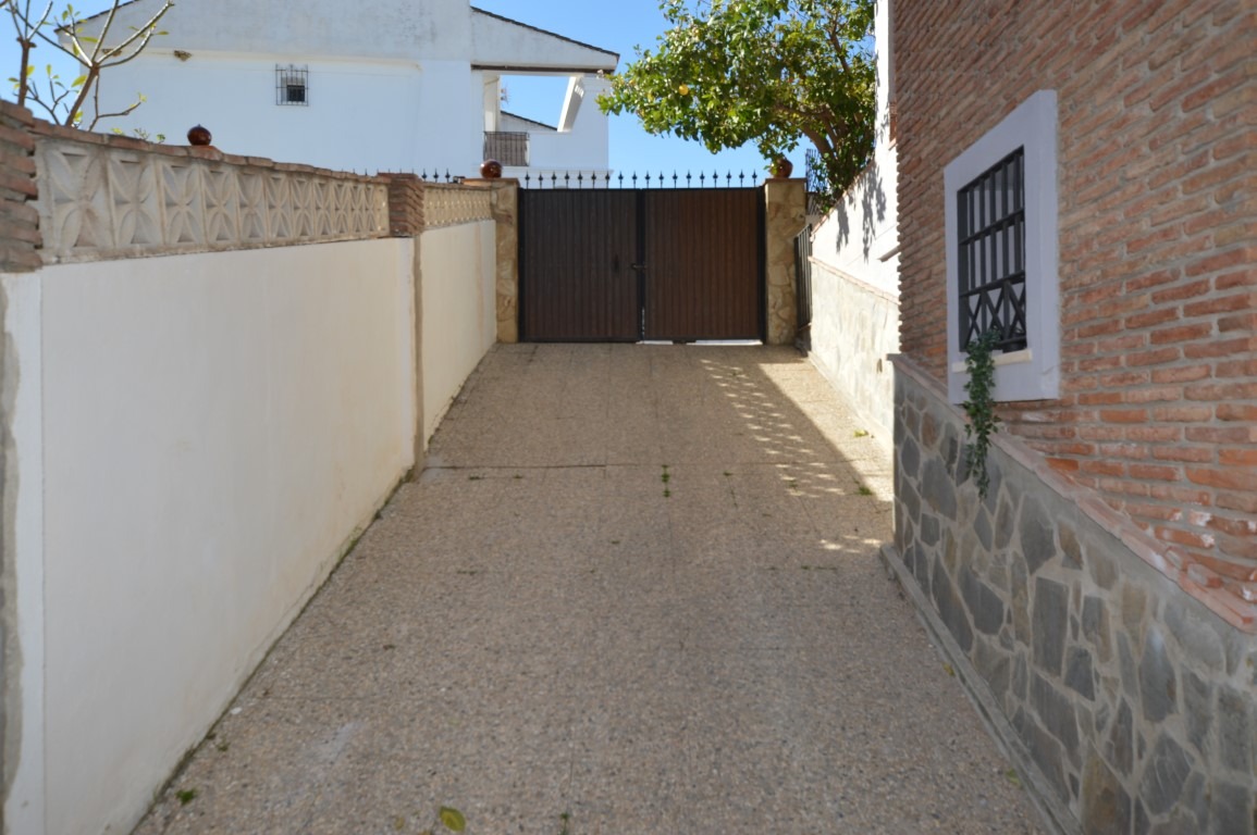 Semi-detached house located in Capellanía