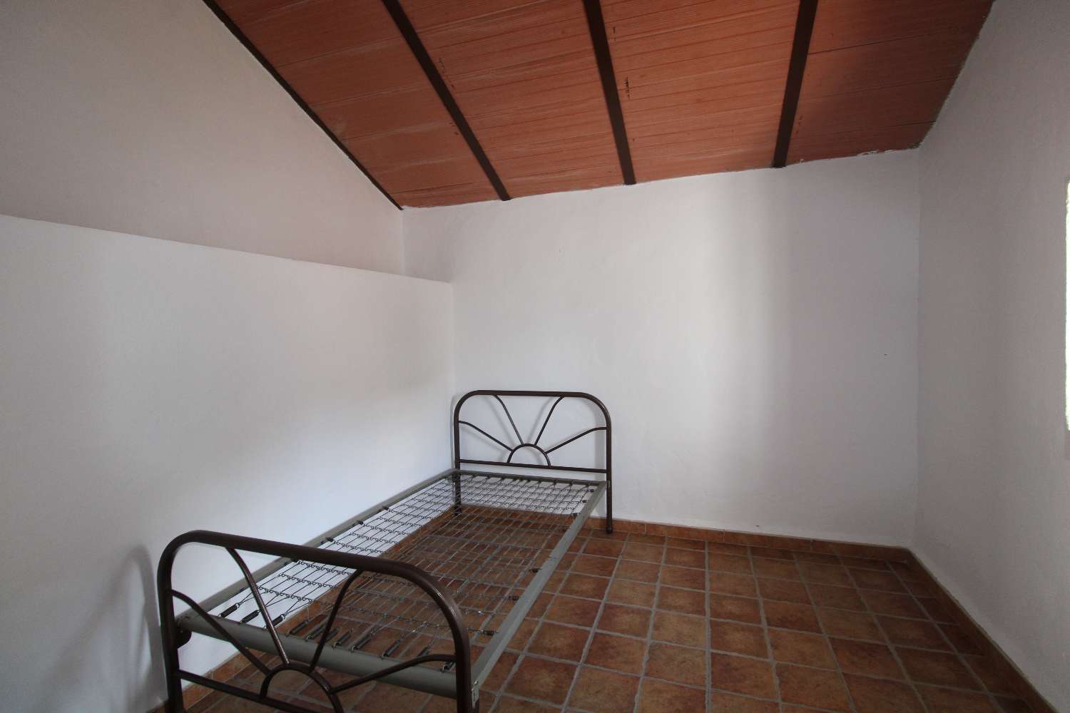 Finca con tres  casas independientes ideal para reformar para turismo rural