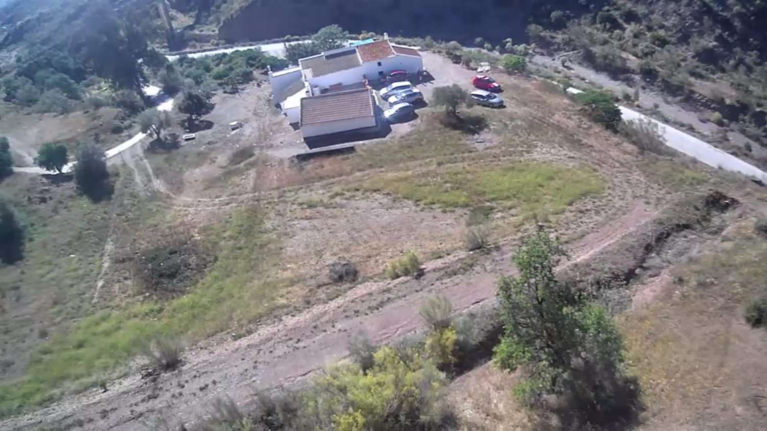 Finca con tres  casas independientes ideal para reformar para turismo rural