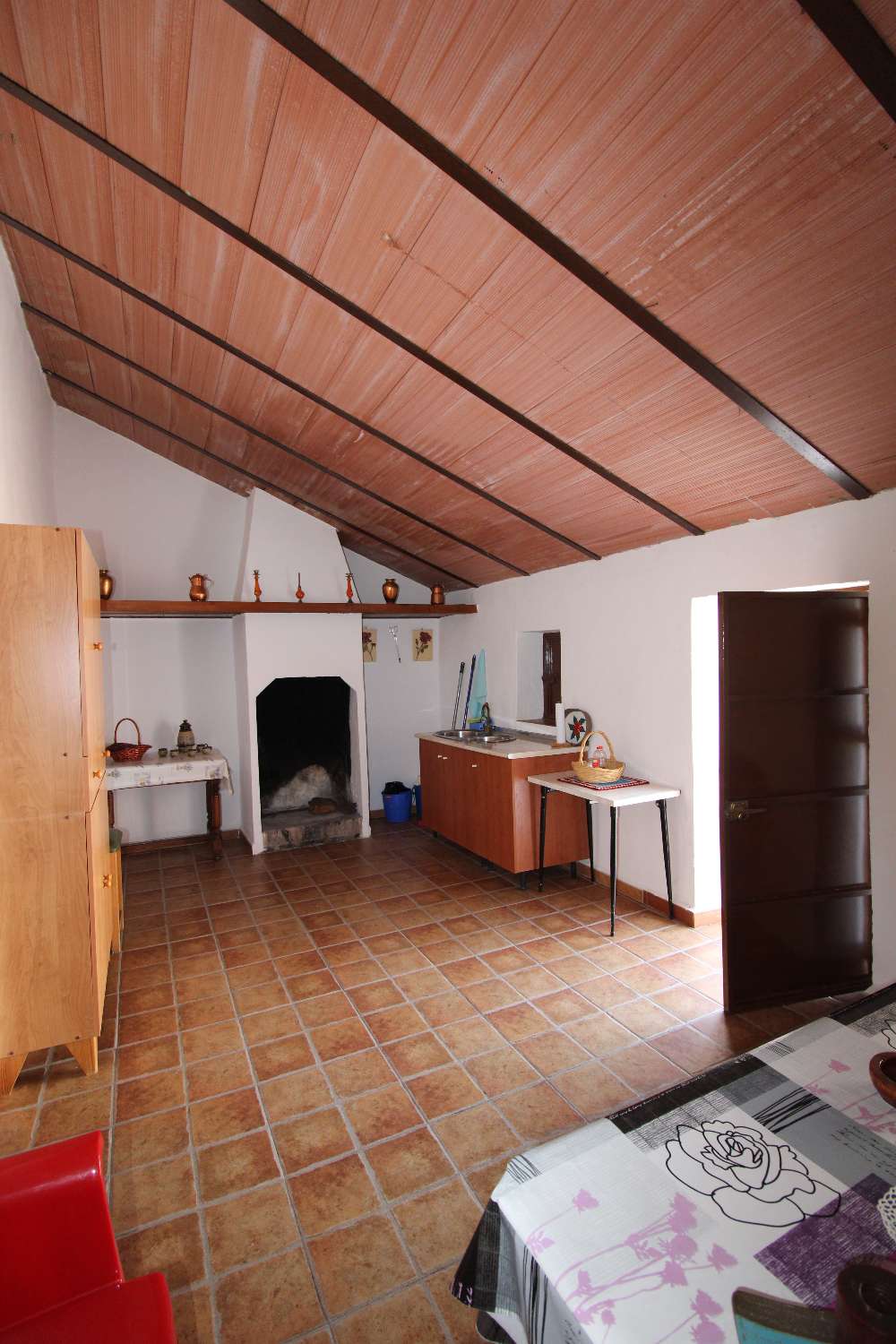 Finca con tres  casas independientes ideal para reformar para turismo rural
