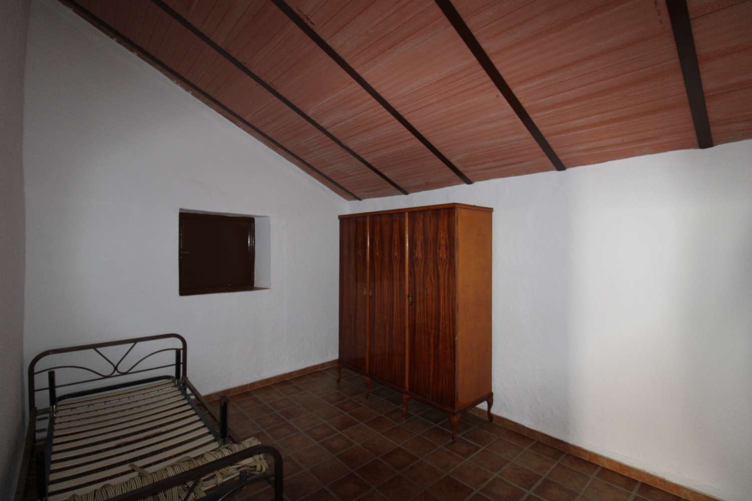 Finca con tres  casas independientes ideal para reformar para turismo rural