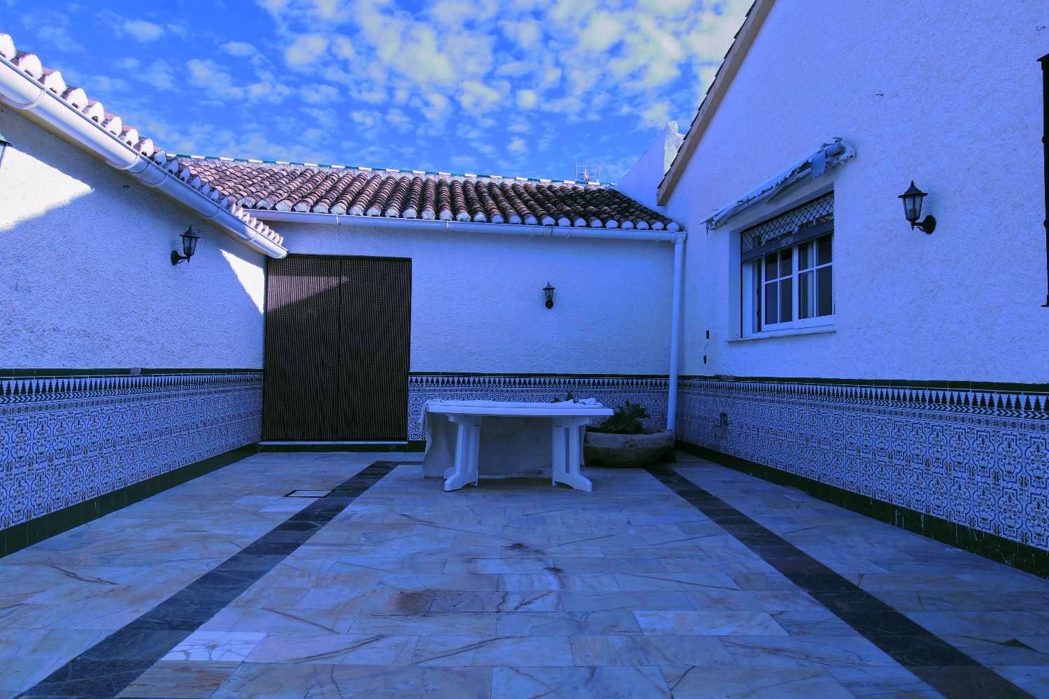 Country Property salgai in Málaga