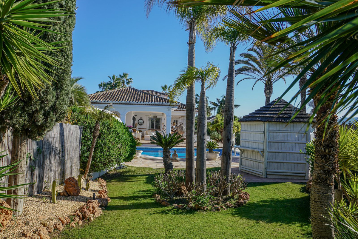 Villa in vendita a Alhaurín de la Torre