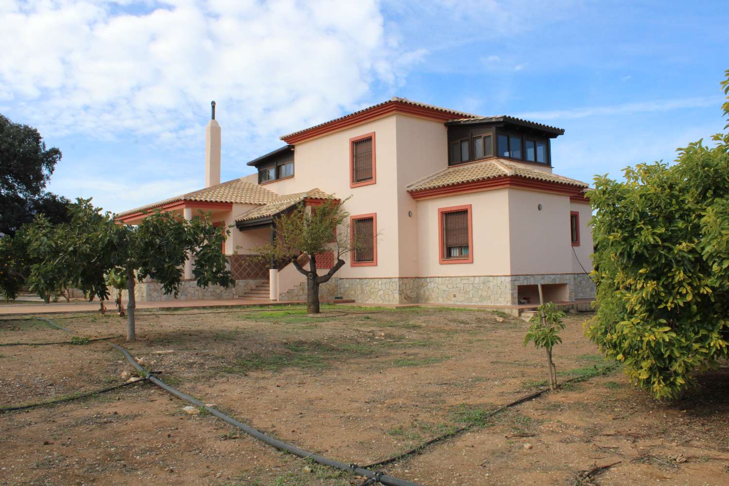 Grande ferme située à Alhaurin de la Torre