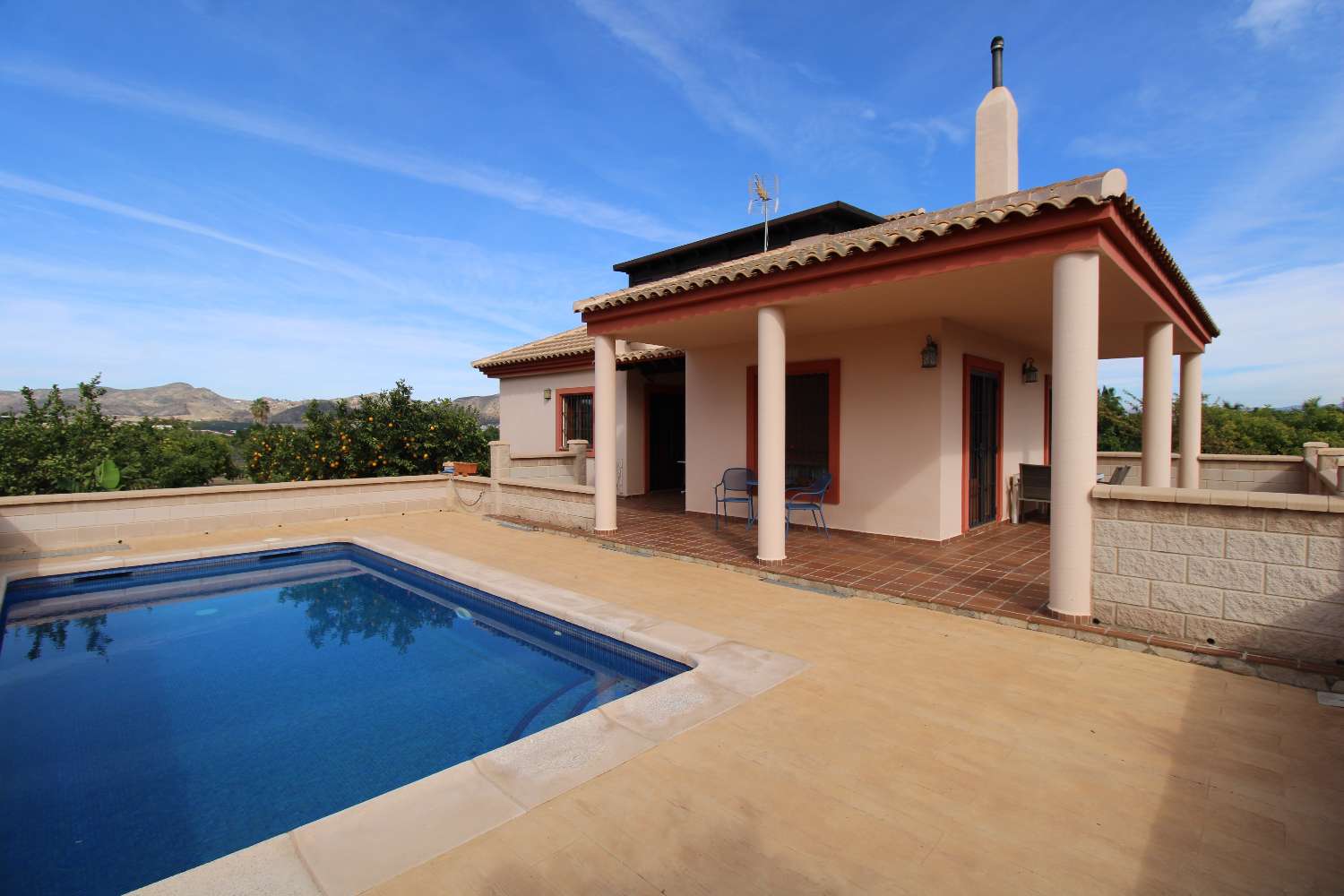 Villa in vendita a Alhaurín de la Torre