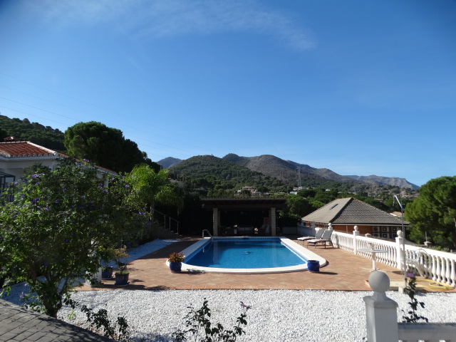 Villa independiente ubicada en Pinos de Alhaurin