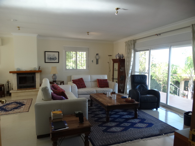 Villa independiente ubicada en Pinos de Alhaurin
