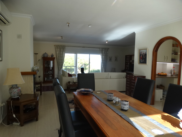 Villa independiente ubicada en Pinos de Alhaurin