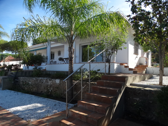 Villa independiente ubicada en Pinos de Alhaurin