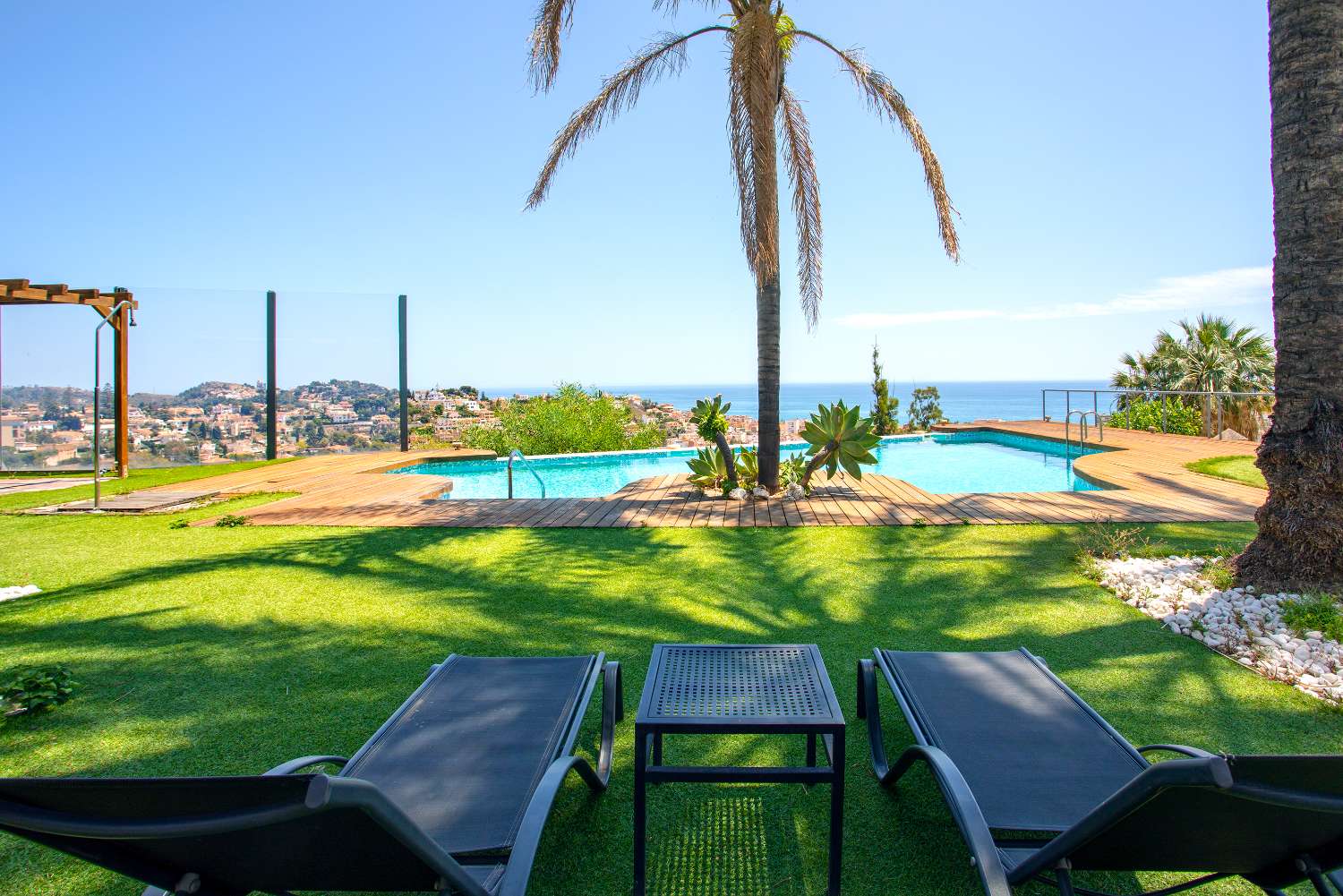 Espectacular villa de estilo contemporáneo con Vistas al Mar únicas