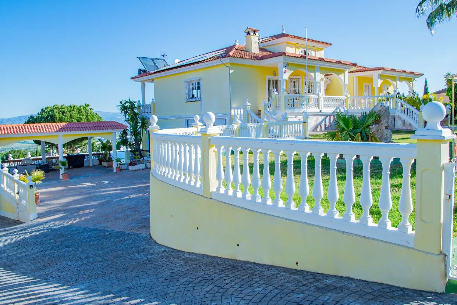 Villa in vendita a Alhaurín de la Torre