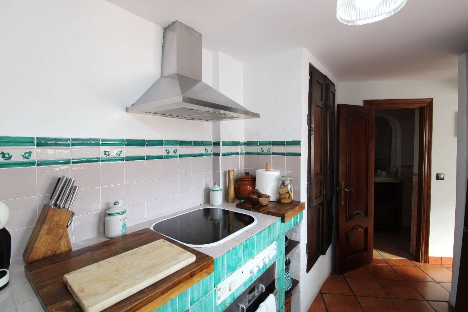 Semi-detached house for rent located in Torremolinos.
