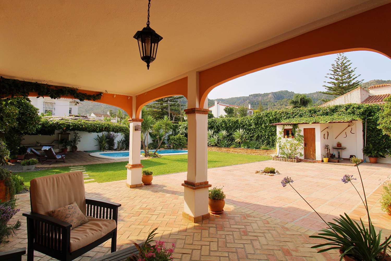 Villa till salu i Alhaurín de la Torre
