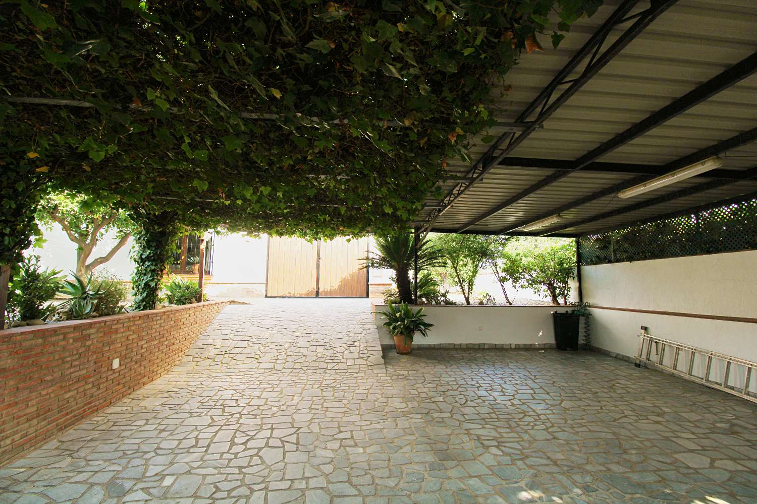 Villa till salu i Alhaurín de la Torre