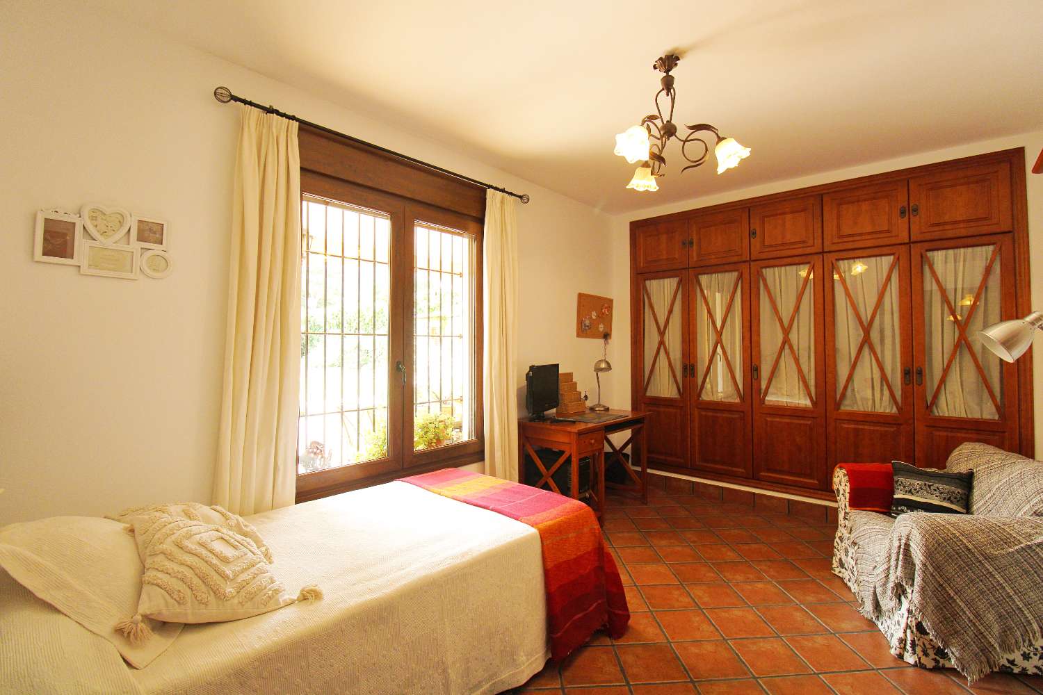 Villa till salu i Alhaurín de la Torre