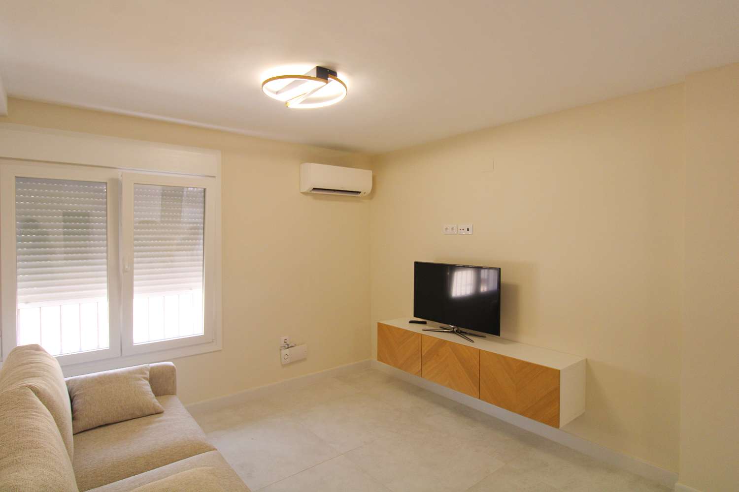 Apartamento en planta baja en alquiler.