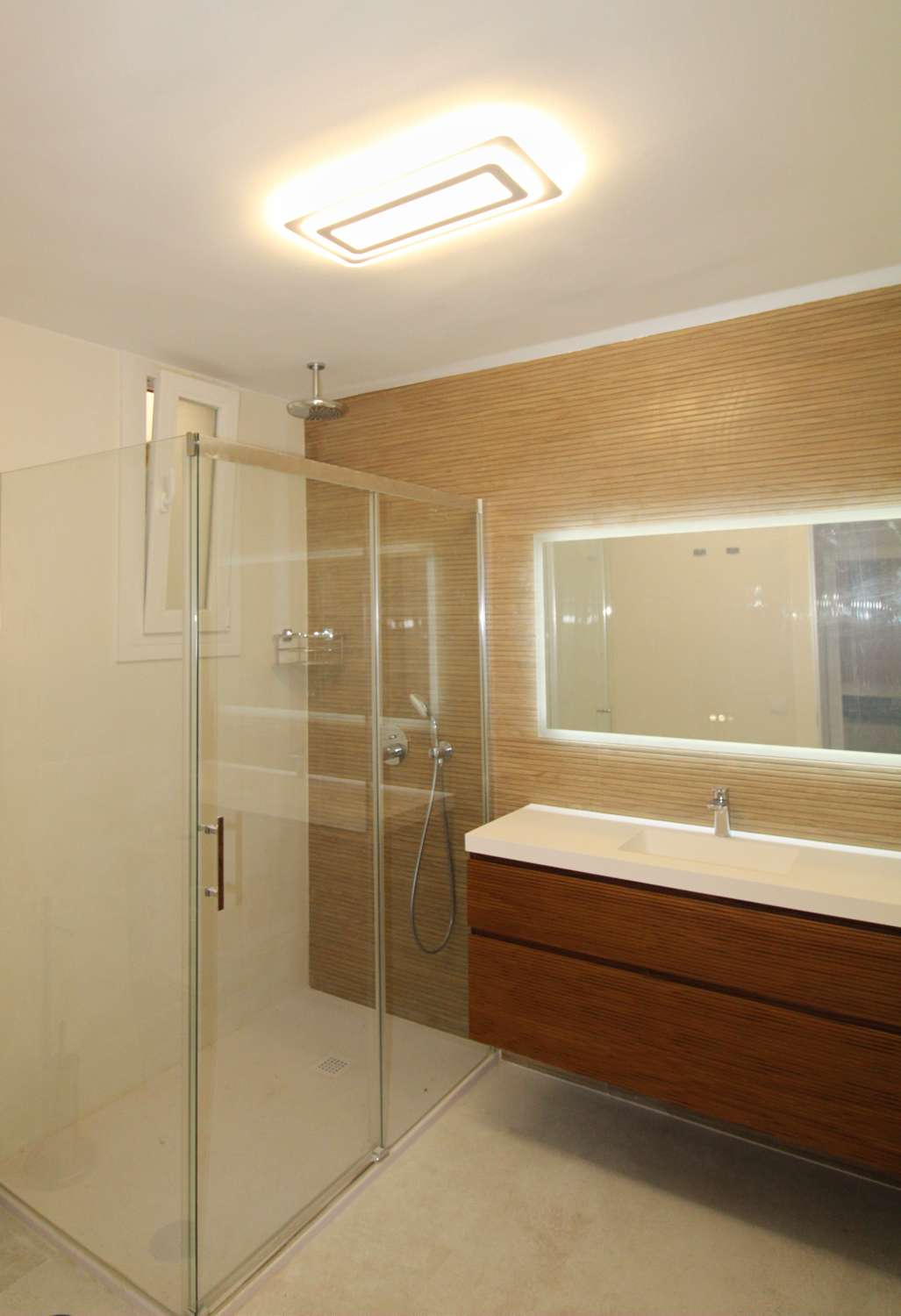 Apartamento en planta baja en alquiler.